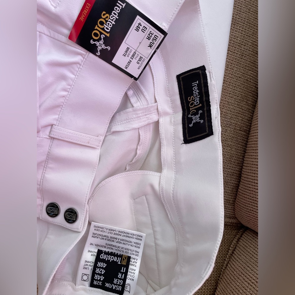 Brand new with tags Tredstep Solo Extreme breeches with knee patch in white.